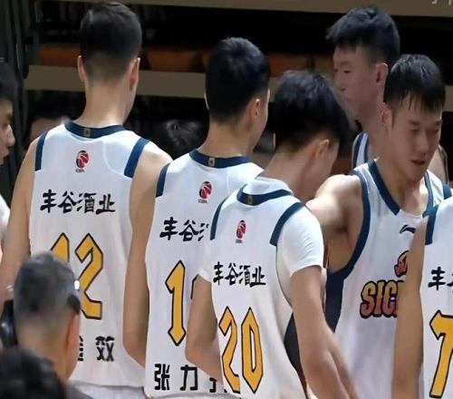 英冠布莱克,专家质合分,析前区十码,皇冠体育app下载,皇冠体育官网,澳门皇冠体育,bet皇冠体育在线