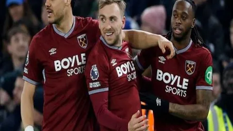 “上海遭毒瘤外援拖累，连续两战失误多，陈正昊直言态度存疑”