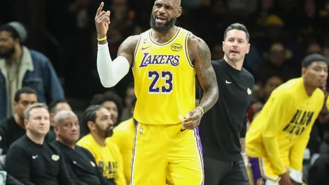 纪钰爱在[高尔夫]中国排名中突进至第八，跻身前250行列