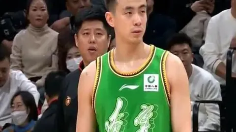 特朗普声明中断援助，南非学者批：漠视真相，援助成政治工具。